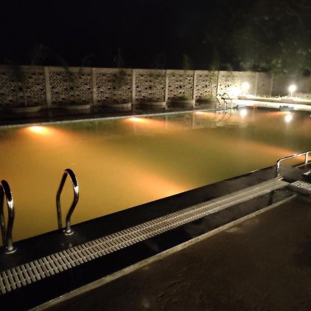 Silent Valley Resort Thane Ngoại thất bức ảnh